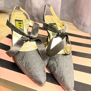 Liz Claiborne Elegant Black Satin Heels Size 6.5